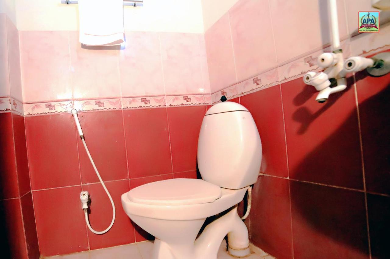 לאהור Royal Inn Guest House מראה חיצוני תמונה