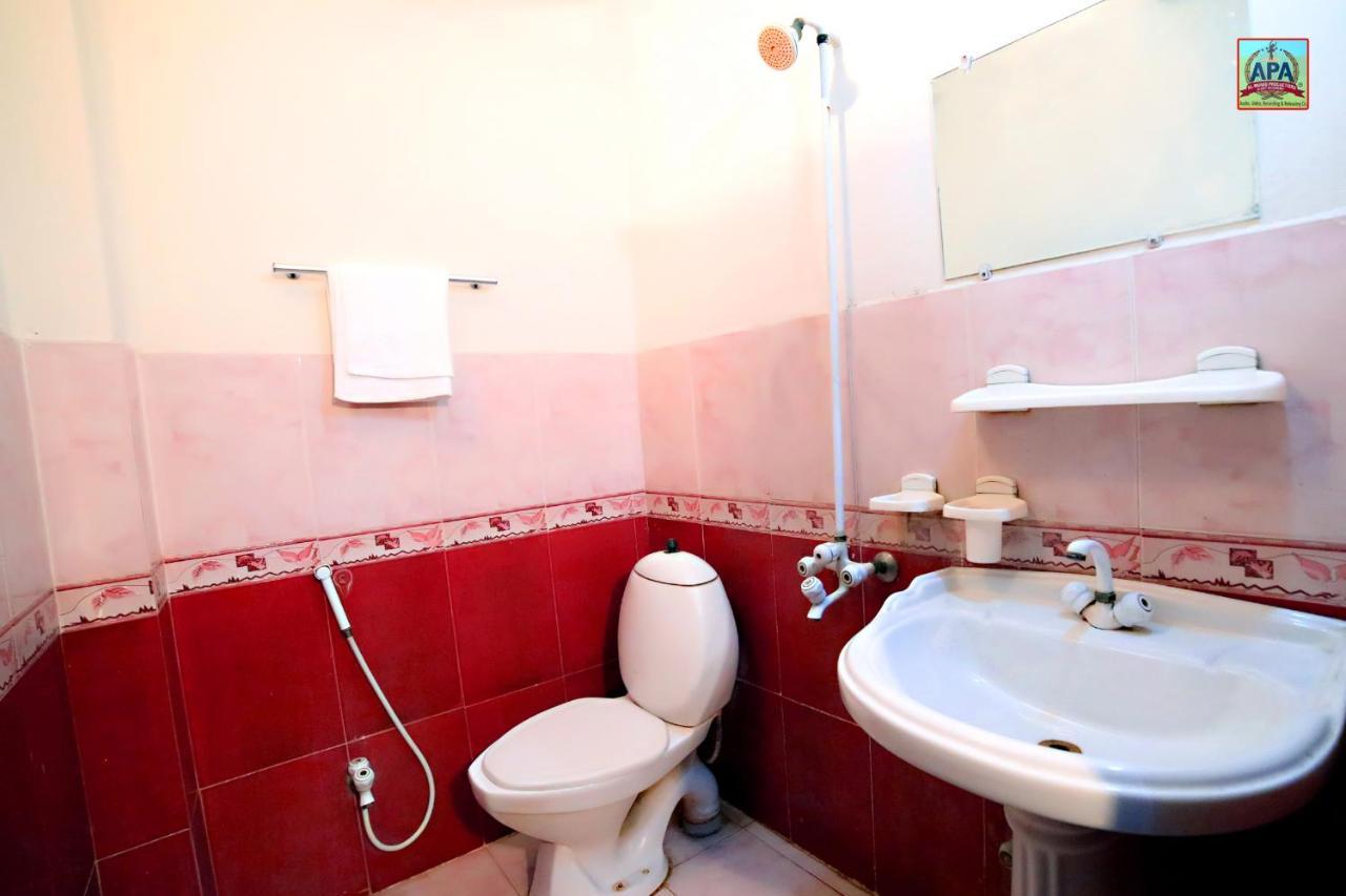 לאהור Royal Inn Guest House מראה חיצוני תמונה